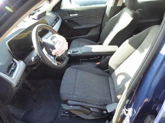 BMW iX1 20 eDrive picture 10