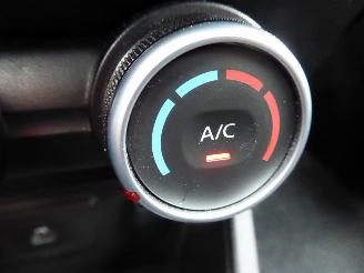 Dacia Duster Expression picture 14