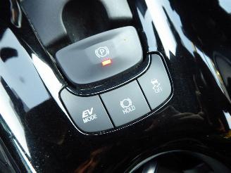 Toyota CH-R Hybrid picture 23