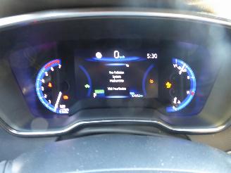 Toyota Corolla Hybrid picture 15