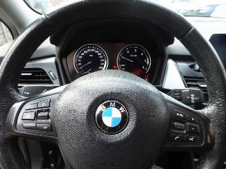 BMW 2-serie 216 d Gran Tourer Advantage picture 12