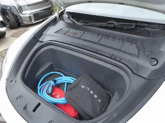 Tesla Model Y Long Range Dual AWD picture 8