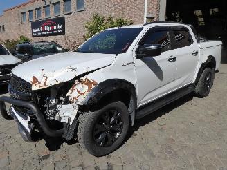 Avarii autoturisme Isuzu D-Max Double Cab 4WD V-CROSS 2024/1