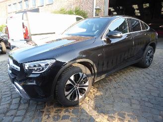 krockskadad bil auto Mercedes GLC Coupe 300 de 4Matic 2021/2