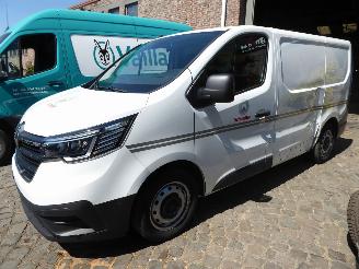 Unfallwagen Renault Trafic Kasten L1H1 3,0t Komfort 2022/11