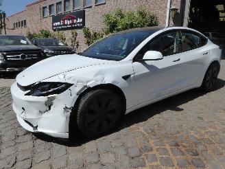 krockskadad bil auto Tesla Model 3 Long Range Dual AWD 2023/10