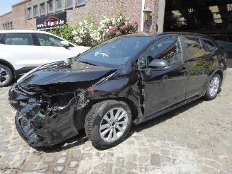 Voiture accidenté Toyota Corolla Touring 2024/10