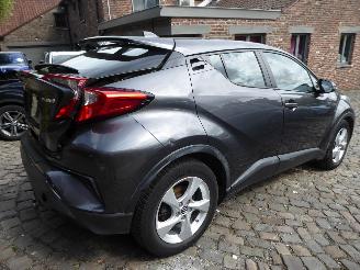 Toyota CH-R Hybrid Business plus picture 5
