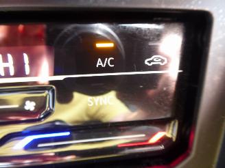 Volkswagen Polo Life picture 20