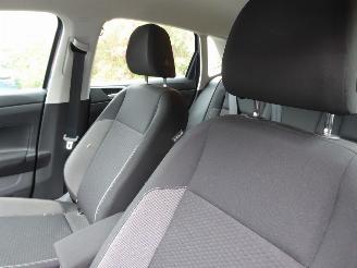 Volkswagen Polo VI Life picture 11