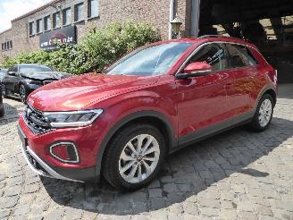 uszkodzony samochody osobowe Volkswagen T-Roc Life 2024/8