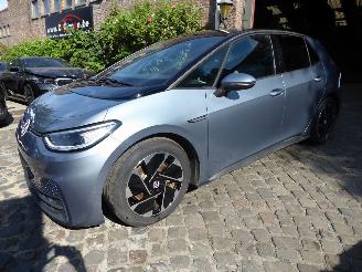 Schadeauto Volkswagen ID.3 Pro 107 kW Business 2021/7