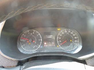 Dacia Sandero Expression picture 13