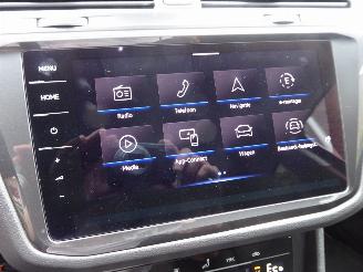 Volkswagen Tiguan Elegance eHybrid picture 21