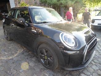 Mini Cooper SE Mini 3-trg. Cooper SE Essential Trim picture 4
