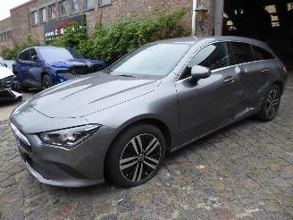 Unfallwagen Mercedes Cla-klasse Shooting Brake CLA 250 e 2022/9