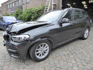 Schadeauto BMW X3 xDrive 30 e Advantage 2021/7