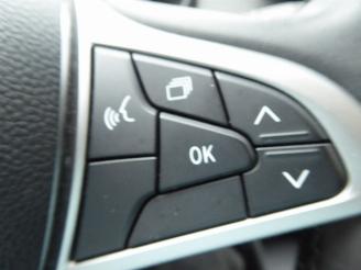 Dacia Sandero Expression picture 13