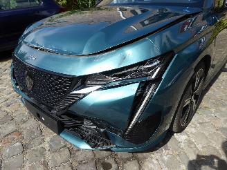 Peugeot 308 SW Hybrid GT picture 3