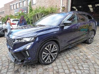 Schadeauto Renault Espace VI Iconic E-Tech Hybrid 2025/9