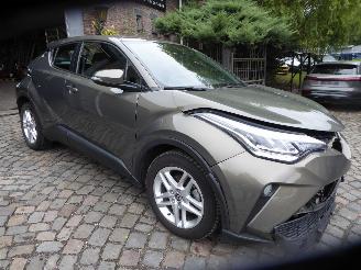 Toyota CH-R Hybrid Lounge picture 5