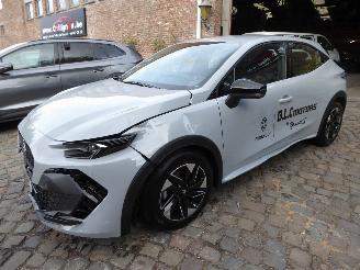 skadebil auto Renault Clio VI 115 TCe Evolution 2026/1