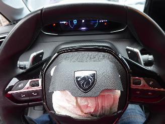 Peugeot 208 Hybrid 100 Allure picture 15