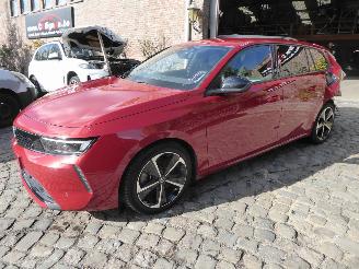 Damaged car Opel Astra L Sports Tourer Business Edition Plug-in-H 2023/8