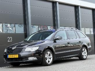 Gebrauchtwagen PKW Skoda Superb 1.6 TDI Greenline Navi Clima PDC 2011/7