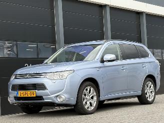 Ocazii autoturisme Mitsubishi Outlander 2.0 PHEV Instyle Leer Dak Camera 2013/11