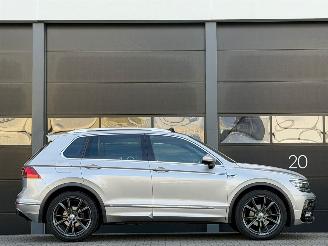 Volkswagen Tiguan 2.0 R-line 360 Camera Pano 150PK Leer picture 3