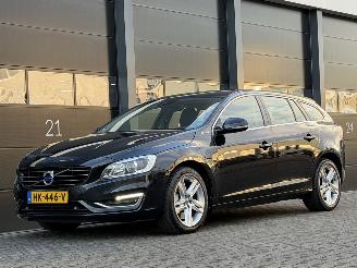  Volvo V-60 2.4 D6 AWD Plug-In Hybrid Navi Leer Xenon 2015/12