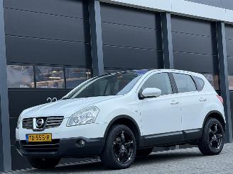 Käytettyjen passenger cars Nissan Qashqai 1.6 Panorama Navi Clima PDC 2008/7