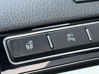 Volkswagen Touareg 3.0 TDI R-Line Pano Camera Euro-6 picture 11