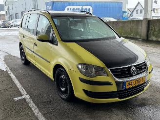 Volkswagen Touran 1.9 TDI Navi Airco AUTOMAAT picture 2