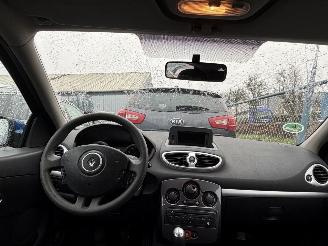 Renault Clio 1.5 DCI Navi Airco picture 5