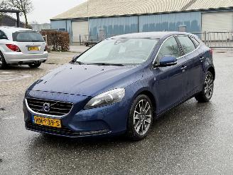 bruktbiler auto Volvo V-40 2.0 D2 Panorama Camera EURO-6 2015/12