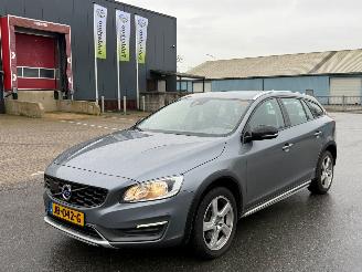  Volvo V-60 Cross Country 2.0 D4 EURO-6 2016/1
