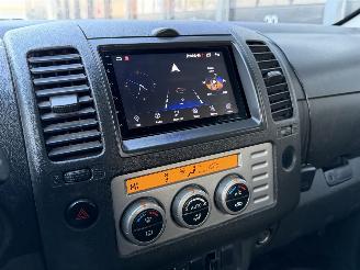 Nissan Navara 2.5 DCI Double Cab 4x4 Clima Navi picture 9