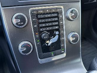 Volvo V-60 Cross Country 2.0 D4 Navi Clima EURO-6 picture 12