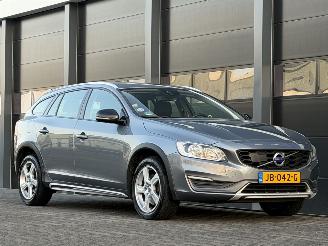 Volvo V-60 Cross Country 2.0 D4 Navi Clima EURO-6 picture 2
