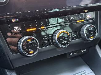 Skoda Octavia 1.6 TDI Navi Clima Automaat EURO-6 picture 11