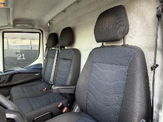 Iveco Daily 2.3 3-PERS Automaat EURO-6 picture 8
