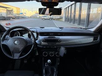 Alfa Romeo Giulietta 1.4 T Distinctive Clima picture 7