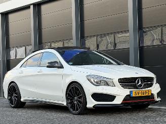 Mercedes Cla-klasse 220 CDI AMG Panorama Clima Camer EURO-6 picture 2