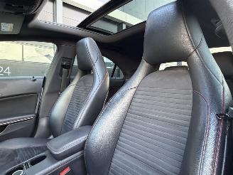 Mercedes Cla-klasse 220 CDI AMG Panorama Clima Camer EURO-6 picture 8