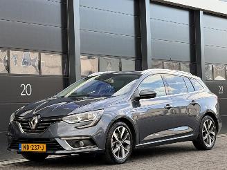 Unfallwagen Renault Mégane 1.2 TCe Bose Navi Camera Clima 2016/12