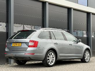 Skoda Octavia 1.6 TDI Xenon Navi Clima AUTOMAAT picture 4