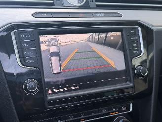 Volkswagen Passat 1.6 TDI R-Line Pano Virtual-Cockpit EURO-6 picture 11