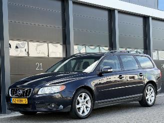 Ocazii autoturisme Volvo V-70 2.4 D5 Leer Navi Clima PDC 2009/10